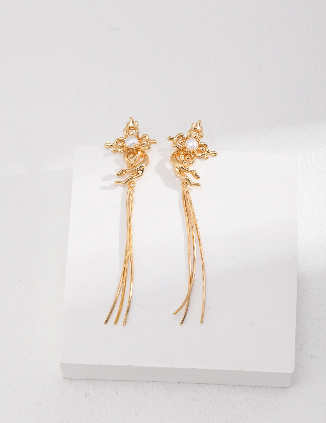 Vintage Style Pearl Tassel Drop Earrings