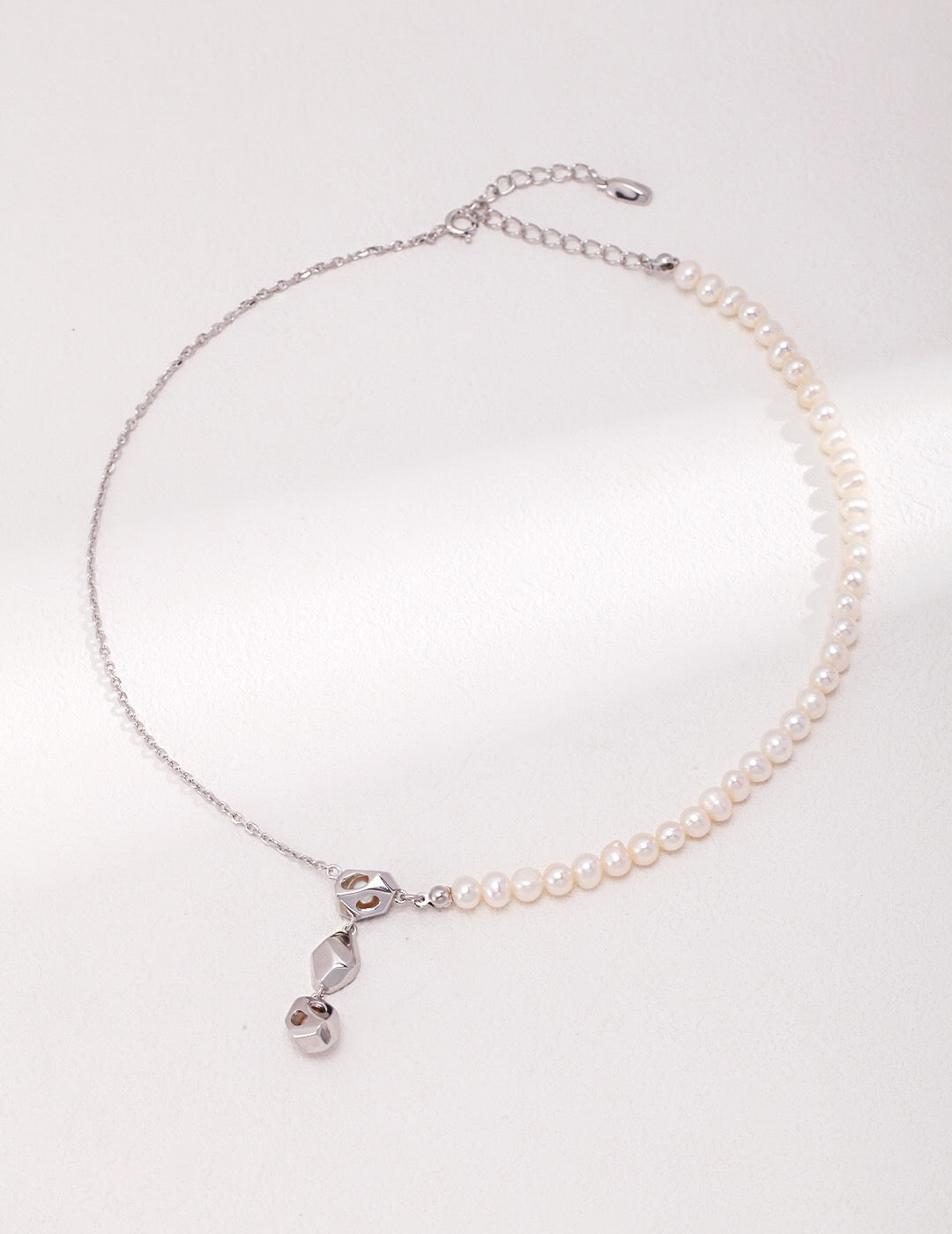 Chain Pearl Patchwork Necklace