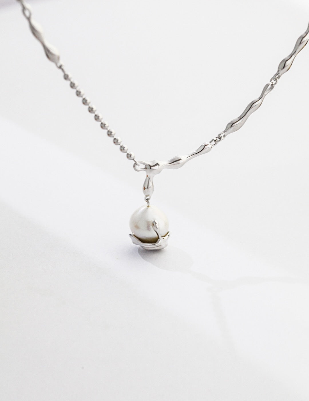 Baroque Pearl Pendant Necklace