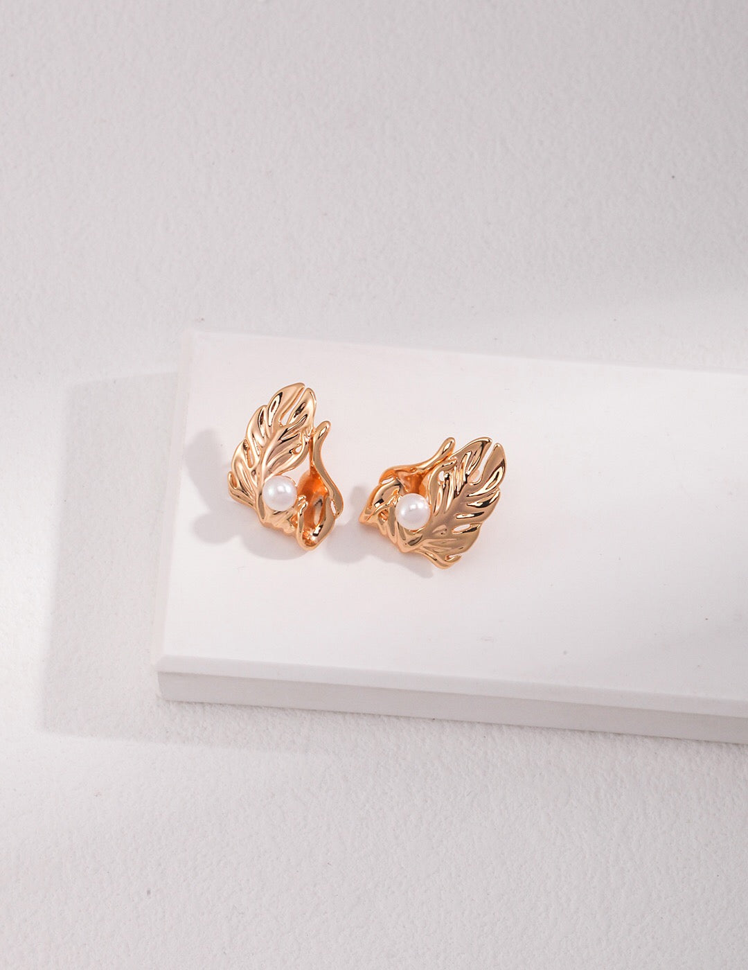 Irregular Leaf Pearl Earrings