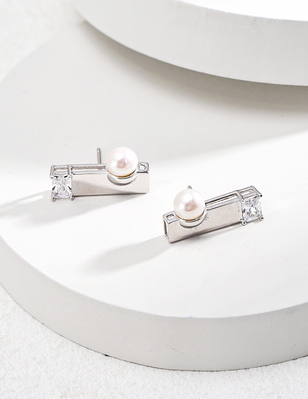 Square Pearl Zircon Earrings