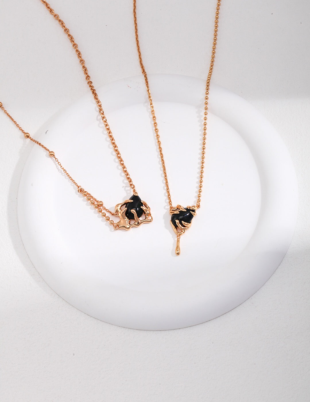 Simple Vintage Black Agate Necklace