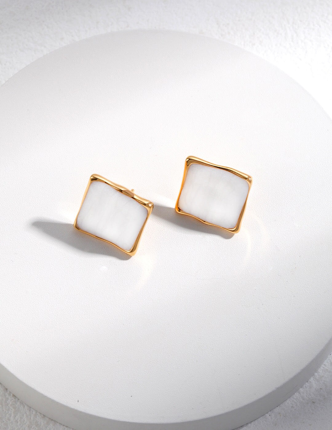 Cream Glazed Square Earrings