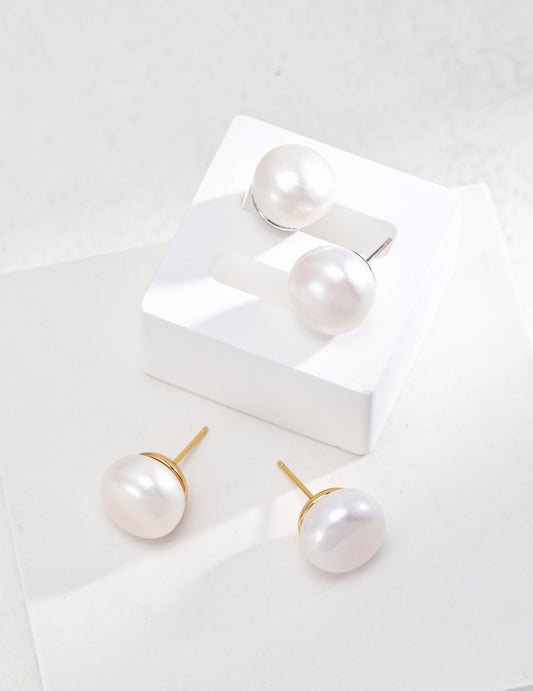 Classic Natural Pearl Stud Earrings