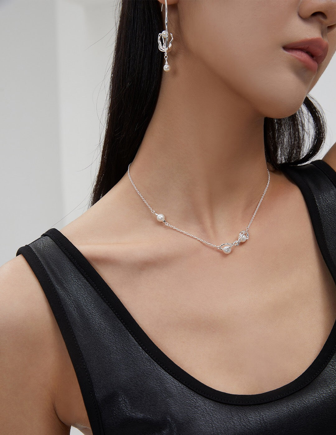 Dry Nest Branch Pearl Necklace