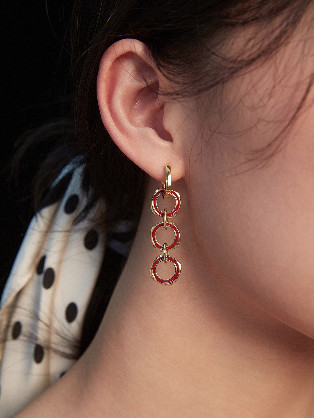 Red Drop Glaze Round Earrings