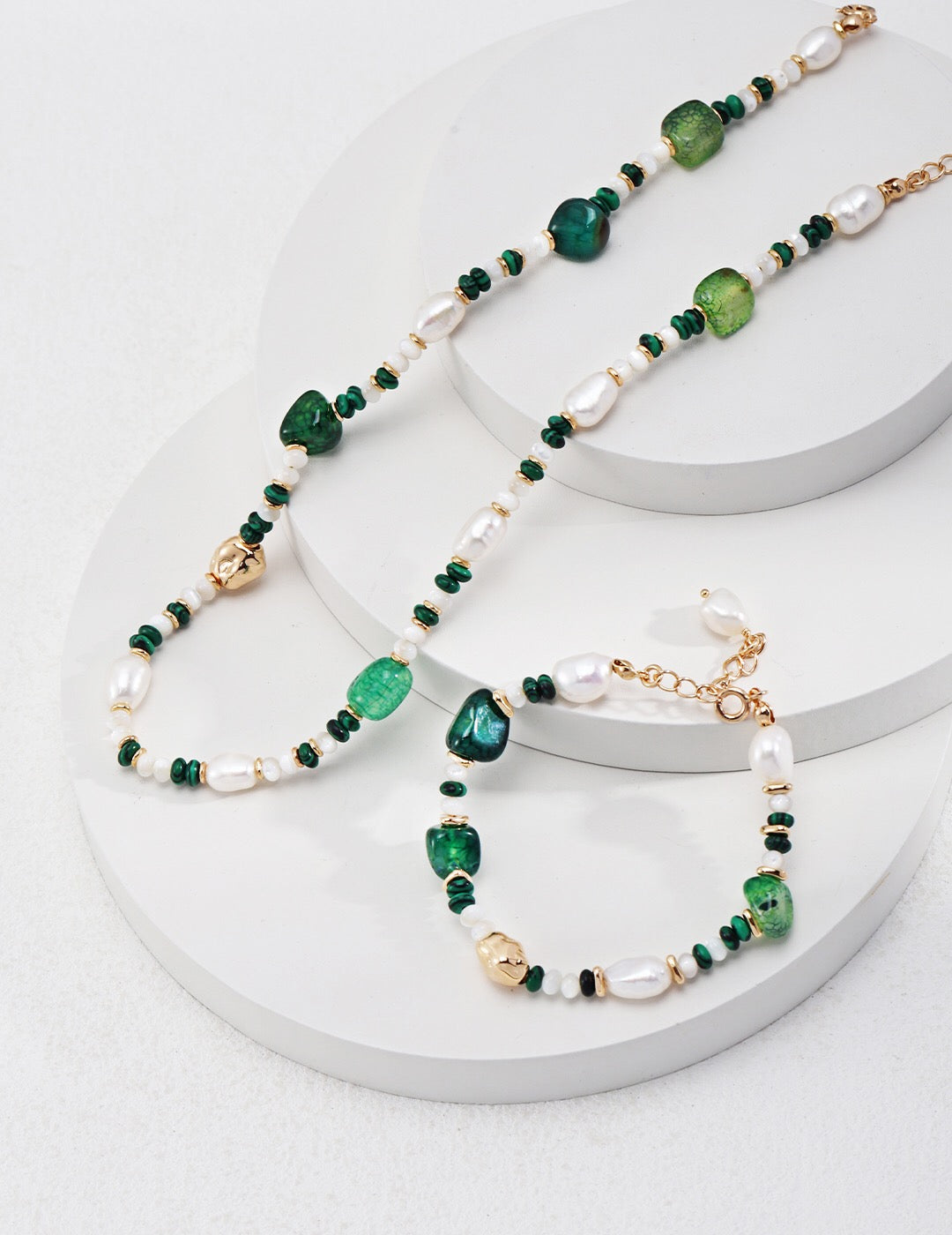 Green Agate With Pearl Beaded Necklace