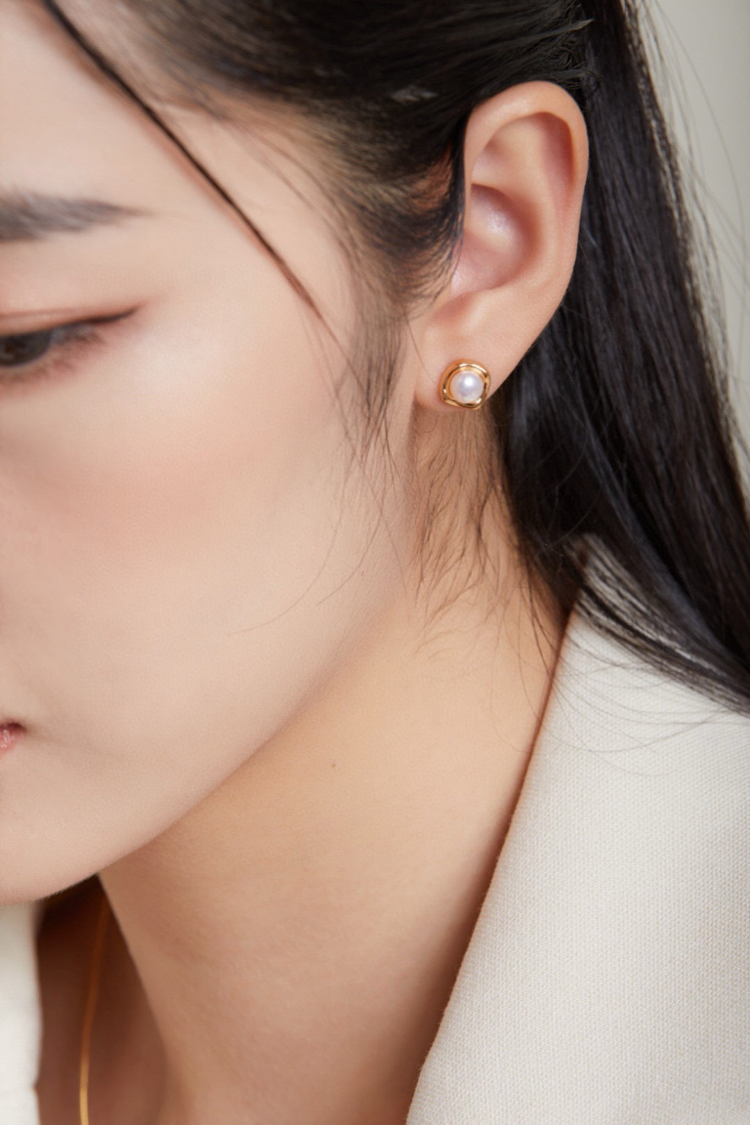 Fashion Temperament Pearl Stud Earrings