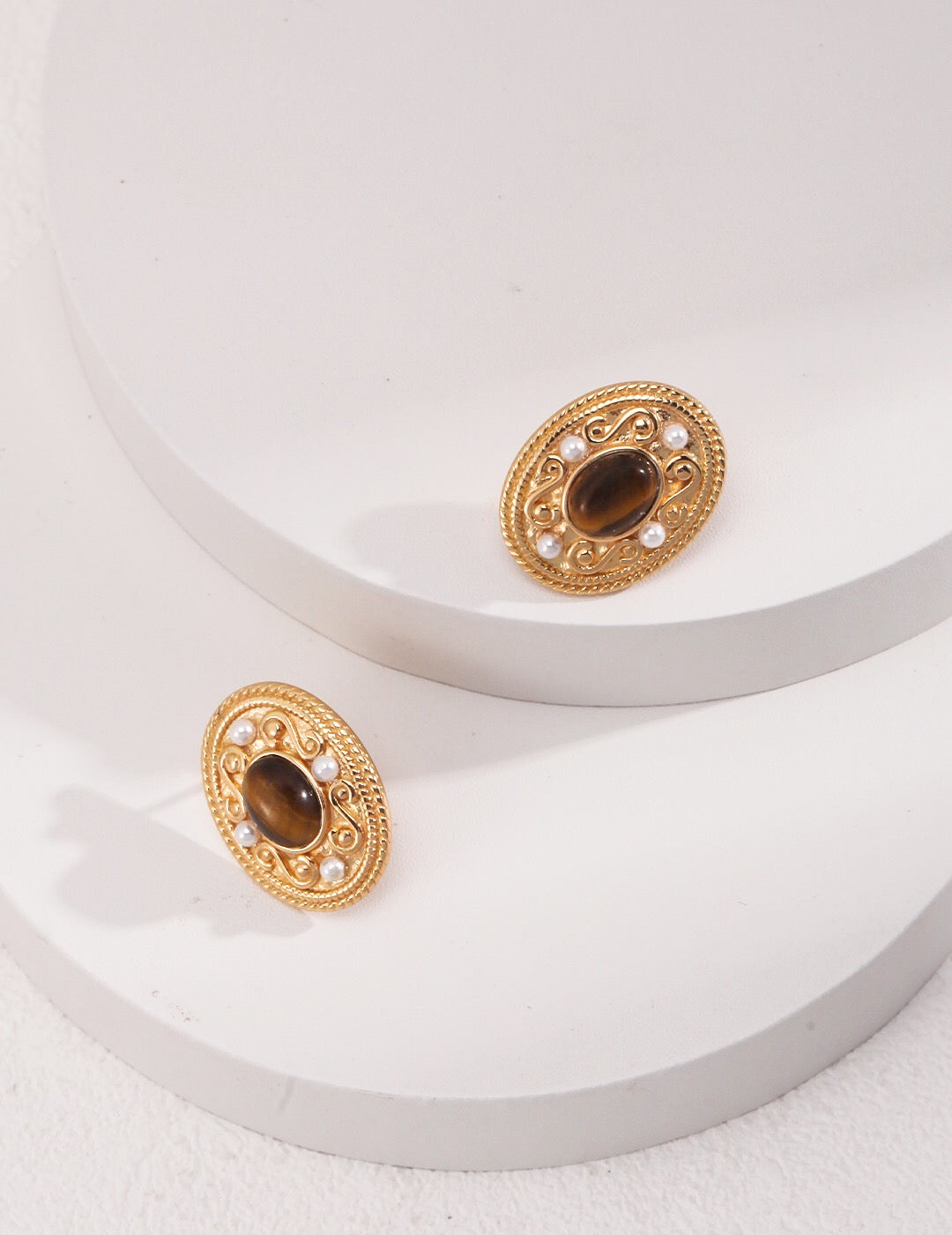 Vintage Courtly Style Tiger Eye Stud Earrings