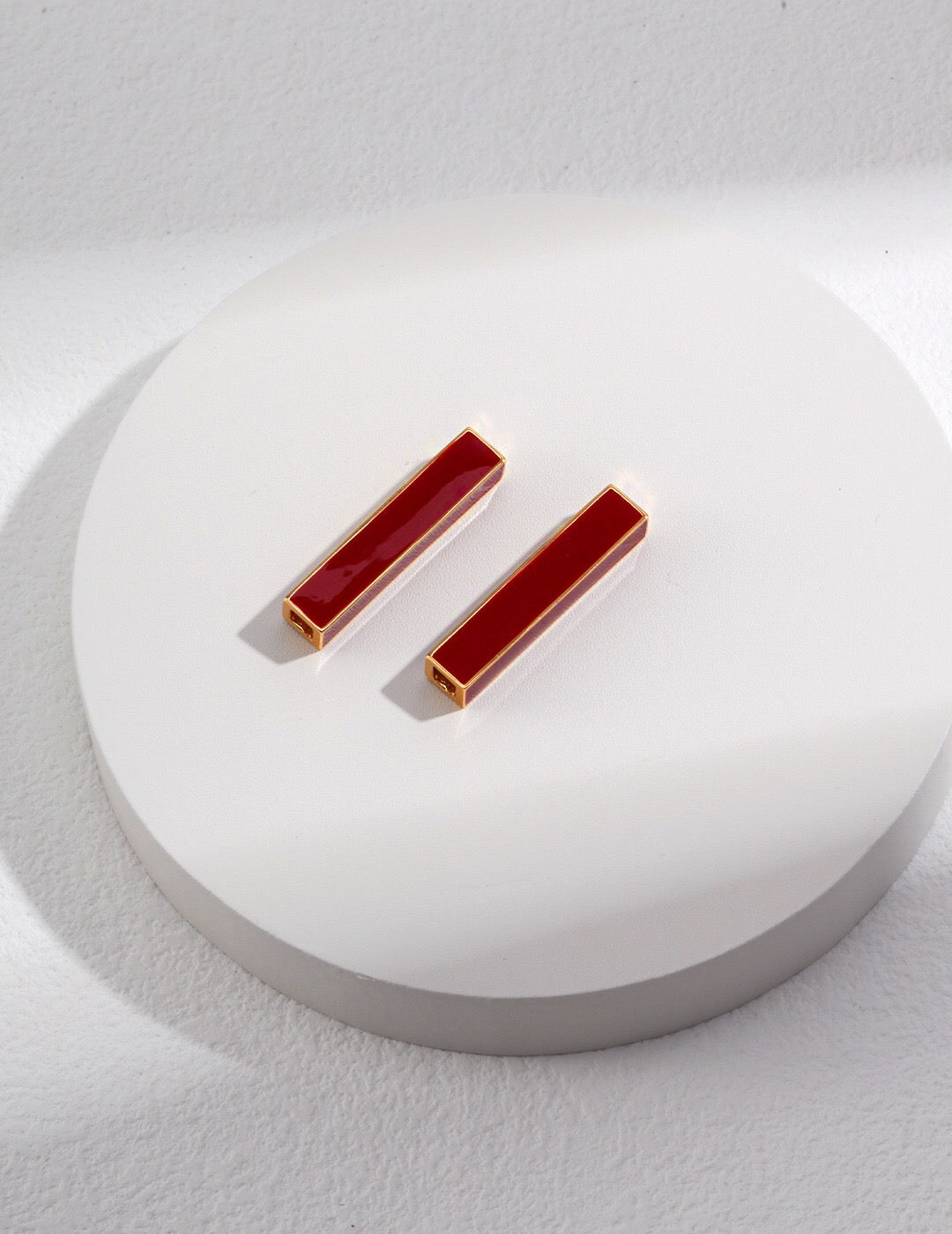 Red Drip Glaze Pillar Stud Earrings