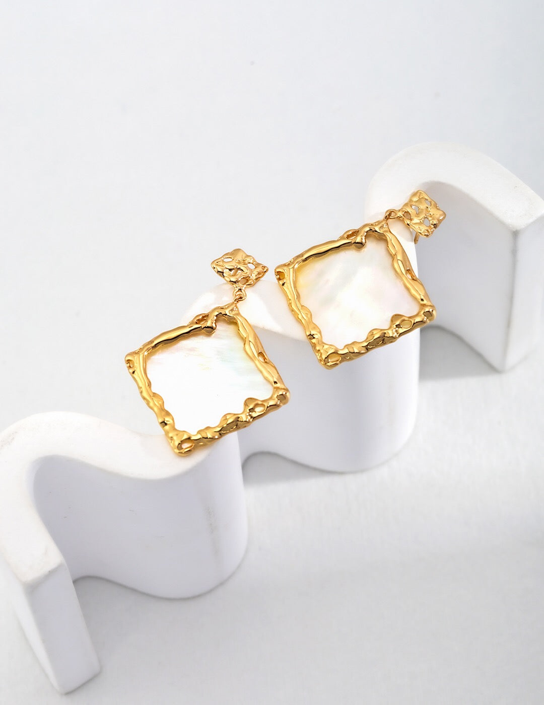 Lava Shaped Square Mother Of Pearl Earrings