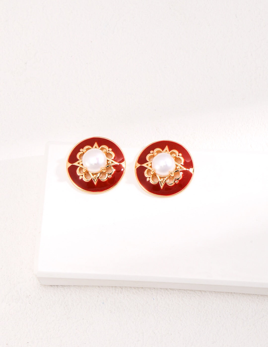 Red Round Classic Drip Glaze Pearl Stud Earrings