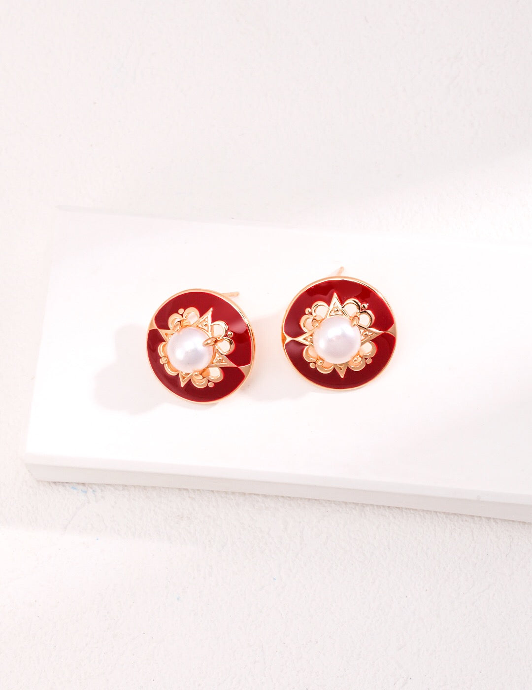 Red Round Classic Drip Glaze Pearl Stud Earrings