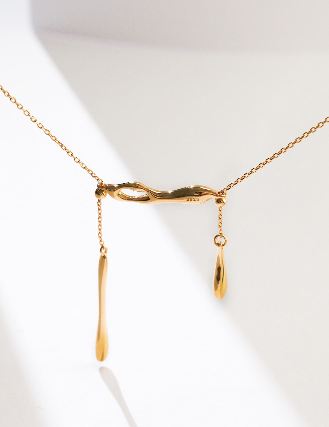 Minimalist Water Droplets Style Necklace