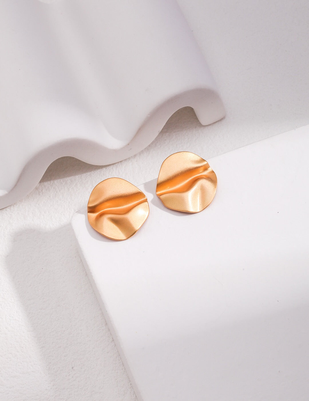 Round Pleated Earrings