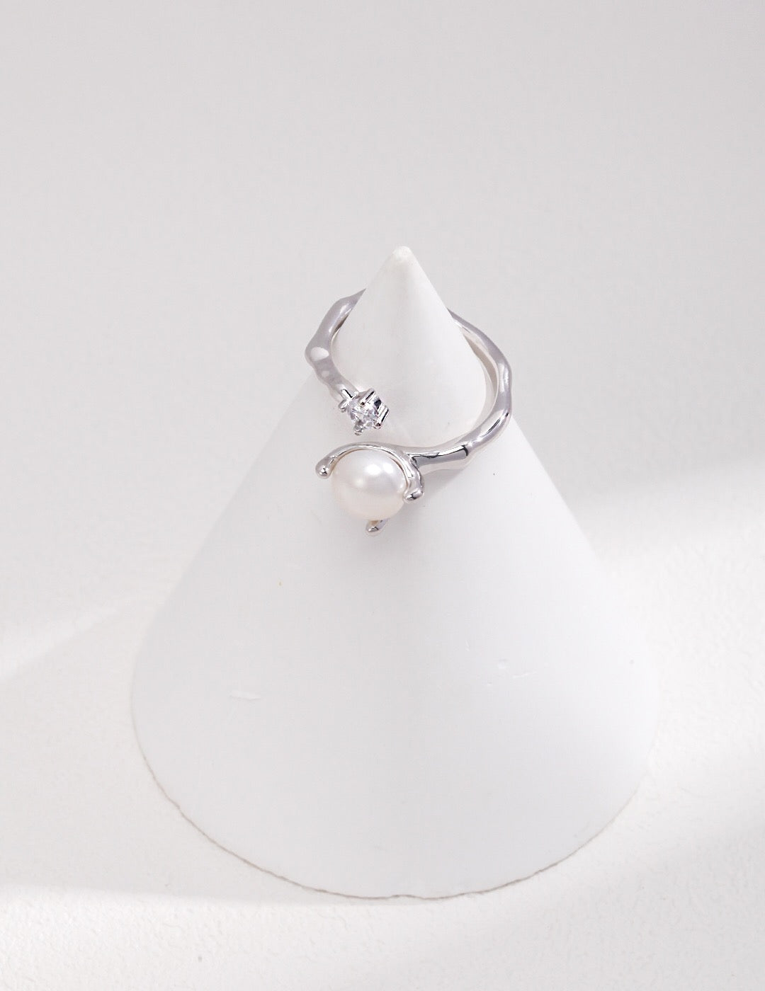 Freshwater Pearl With Zircon Open Ring