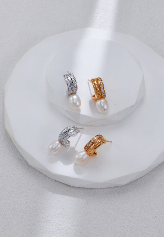 Zircon Set C-shaped Pearl Earrings