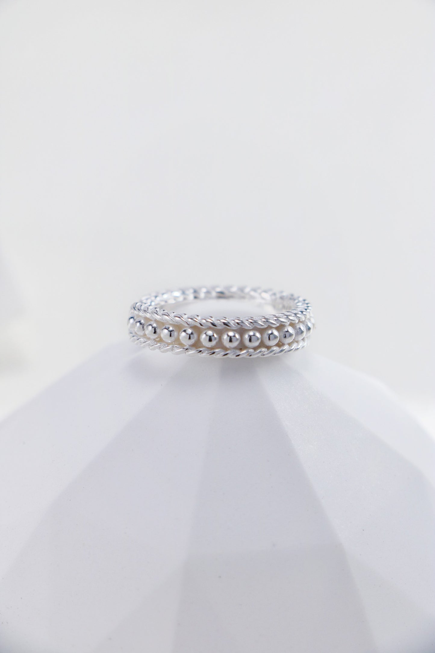 Shell Pearl Ring