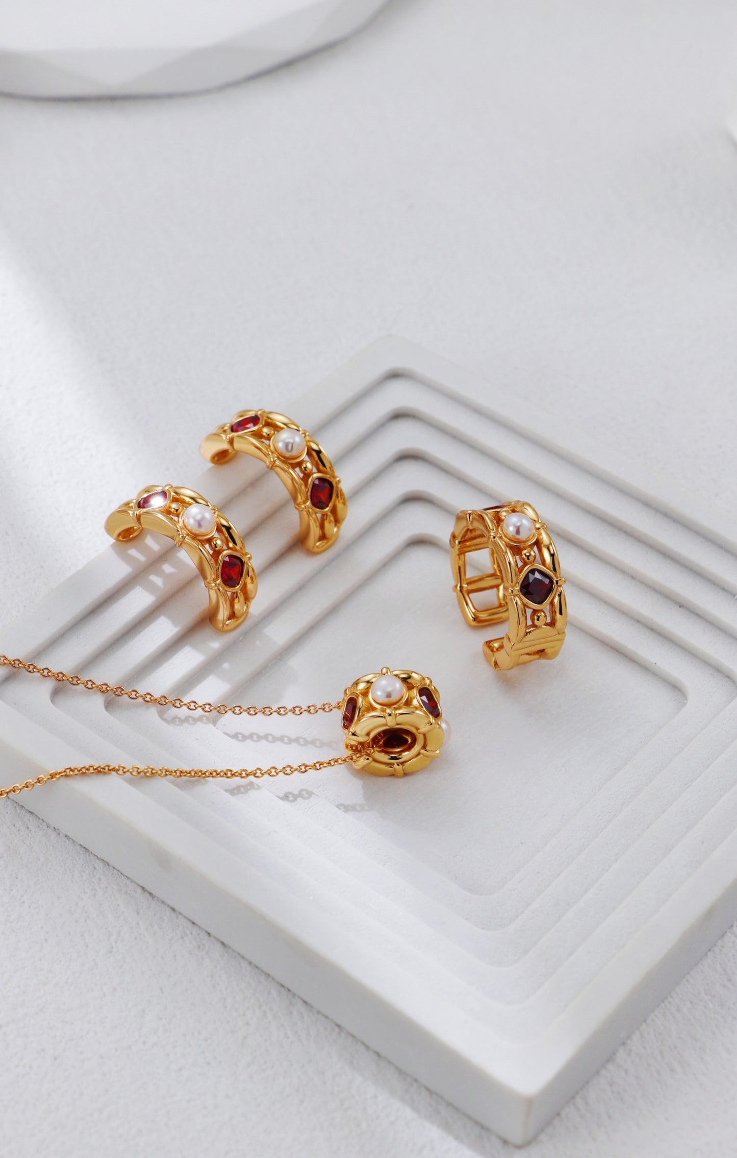 Vintage Style Gold Pearl and Red Zircon Necklace