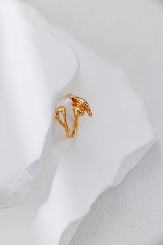 Golden Tulip Pearl Ring