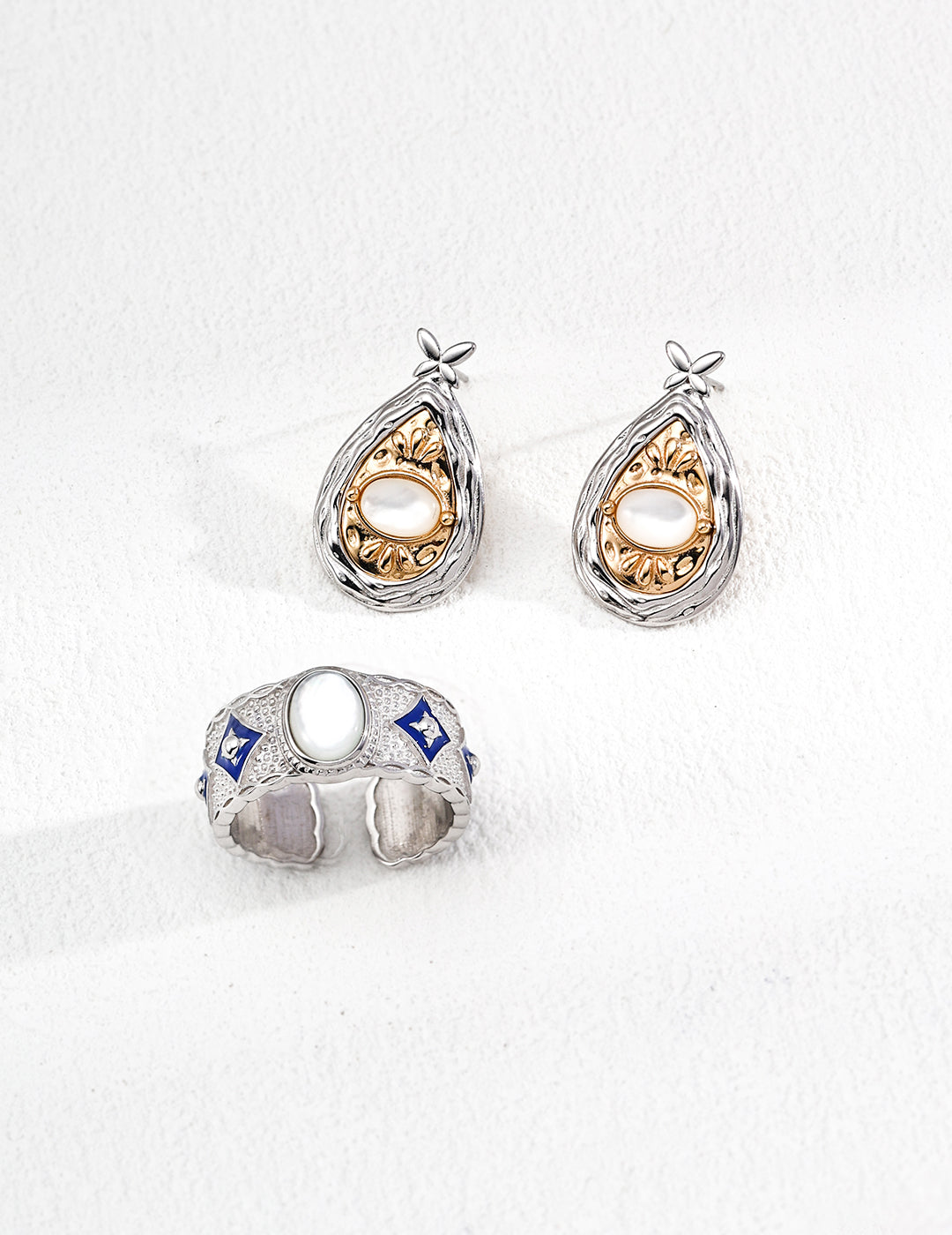 Blue Drip Glaze Lapis Lazuli / Mother-of-Pearl Ring