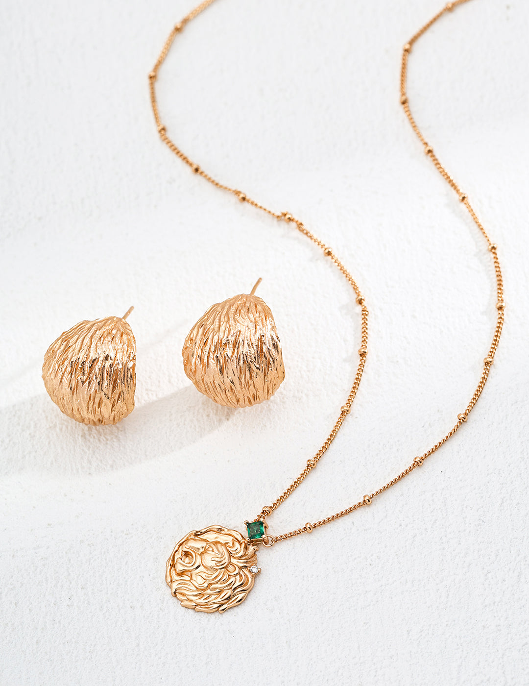 Vintage Zircon Lion Pendant Necklace