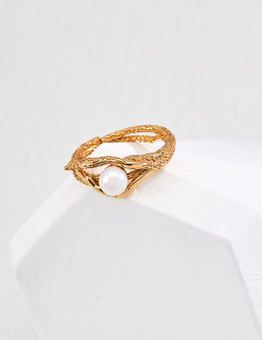 Minimalist Natural Pearl Ring