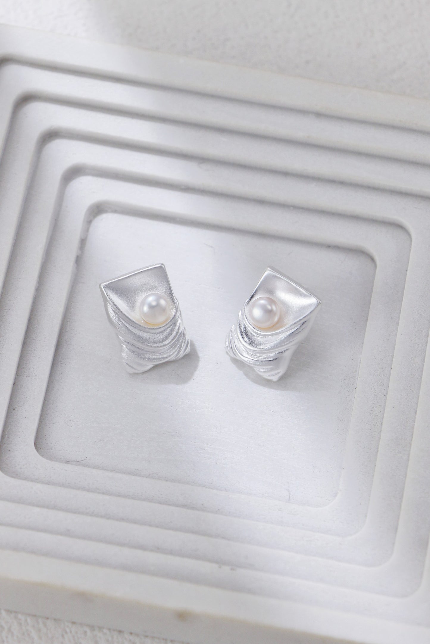 Modern Ripple Pearl Statement Stud Earrings
