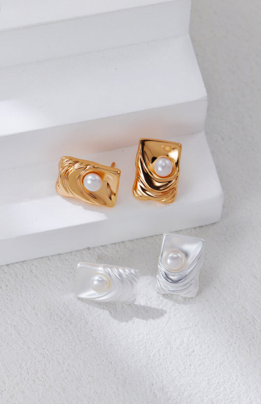 Modern Ripple Pearl Statement Stud Earrings