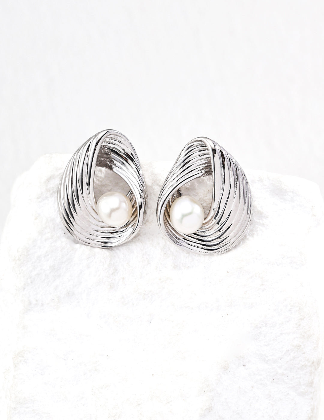 Sculpted Halo Pearl Earrings