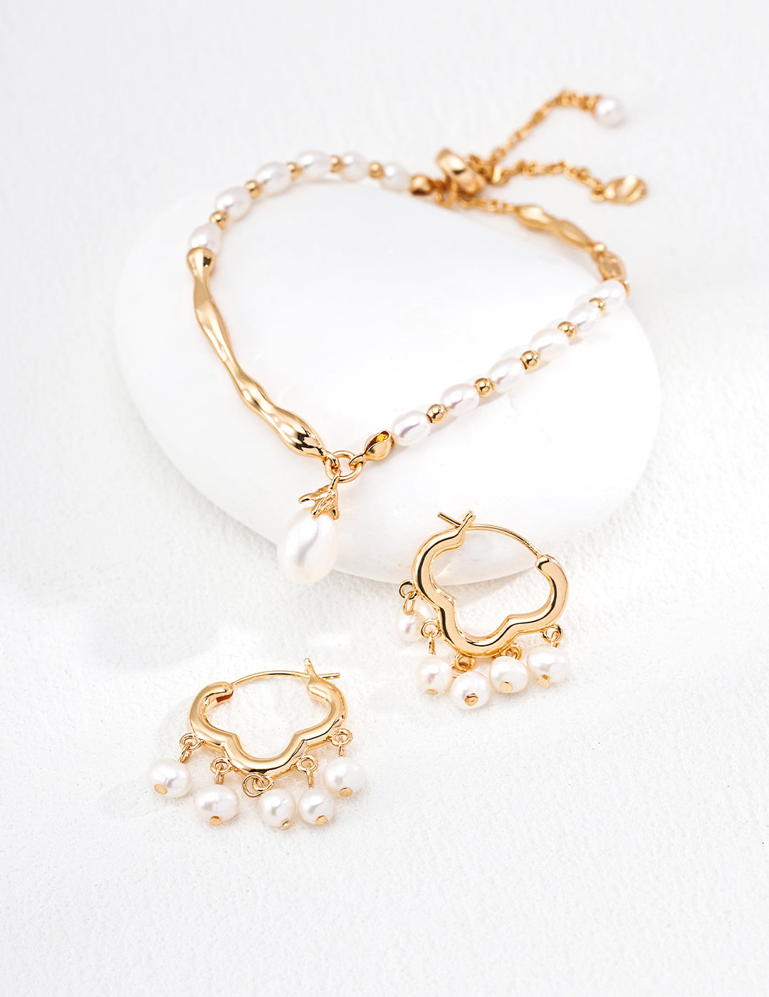 Harmony Cloud Pearl Hoop Earrings