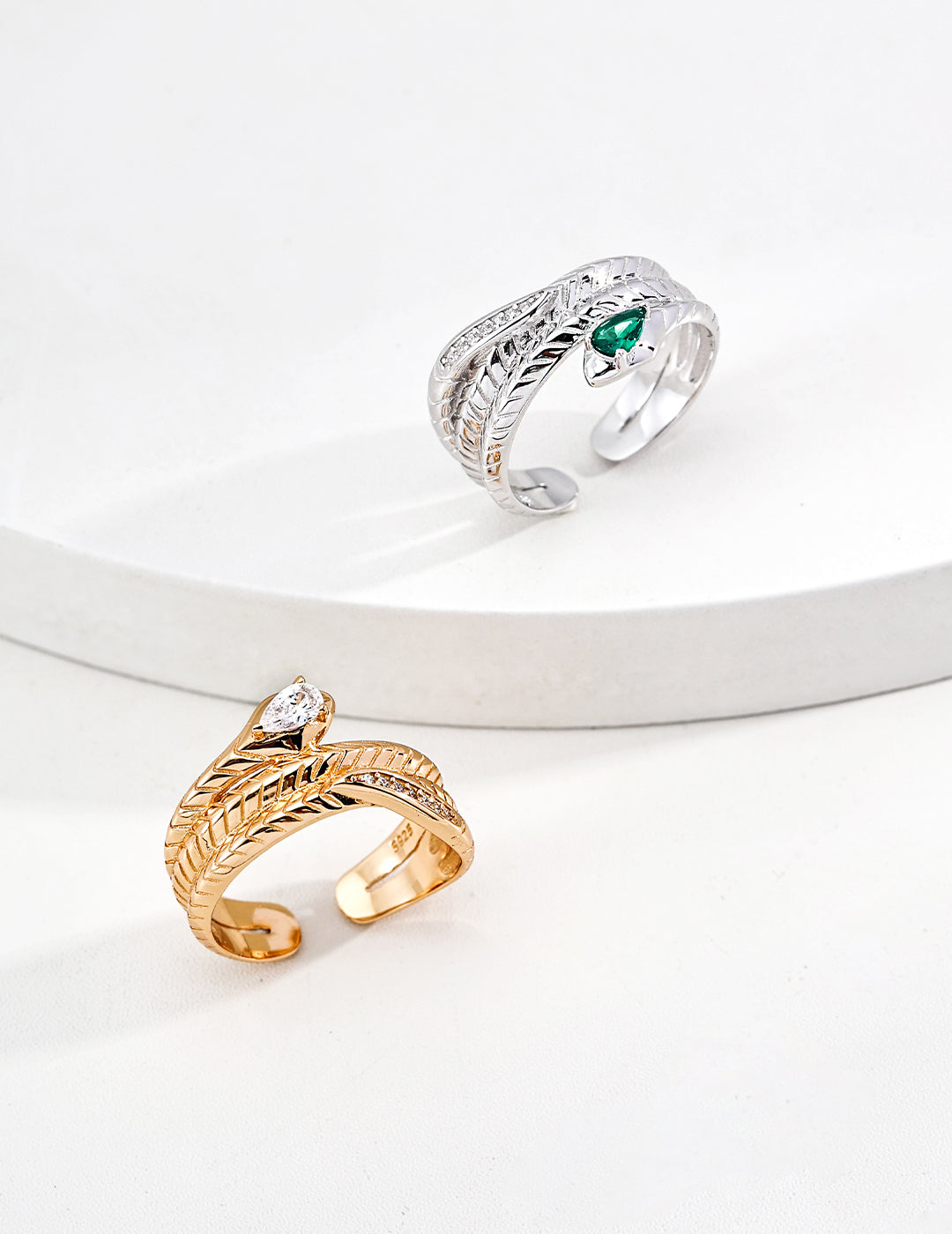 Vintage Leaf Zircon Ring