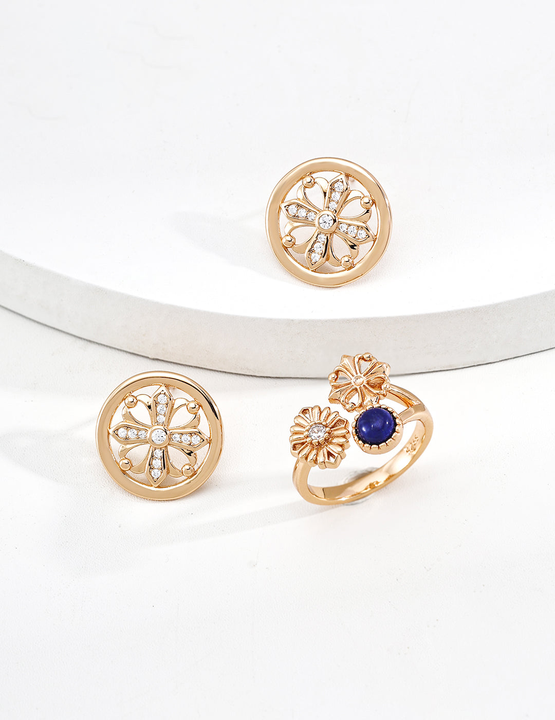 Vintage Zircon Fleur-de-Lis Stud Earrings