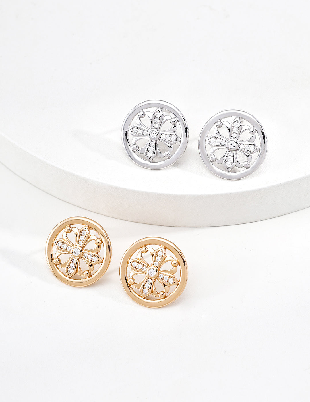 Vintage Zircon Fleur-de-Lis Stud Earrings