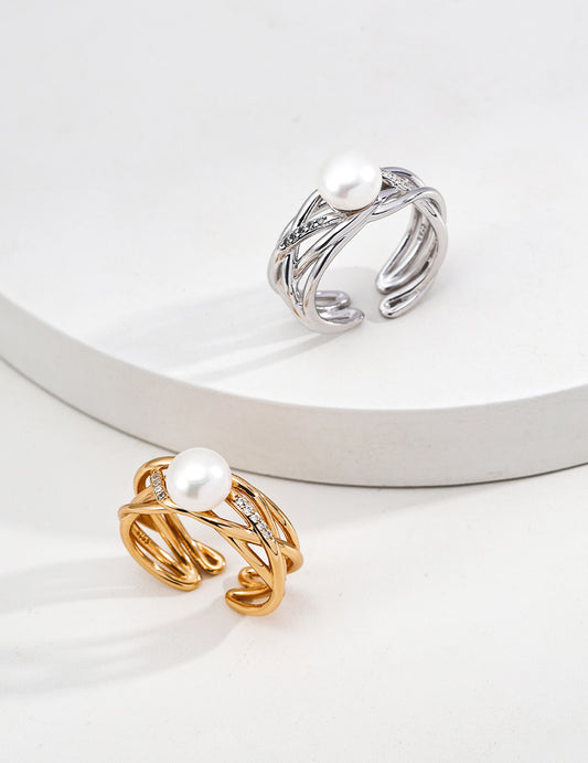 Zircon Interwoven Lines Ring