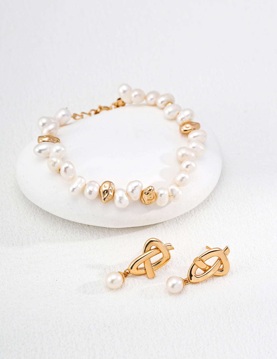 Minimalist Natural Pearl Knot Earrings