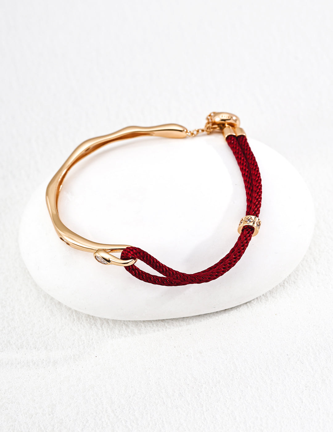 Textured Metal & Red Cord Contrast Bracelet