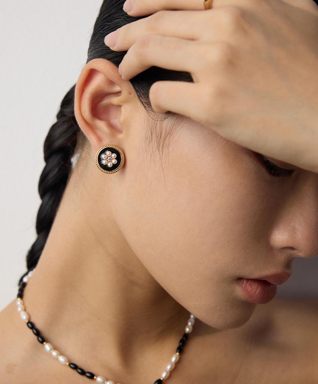 Vintage Floral Imitation Pearl Stud Earrings