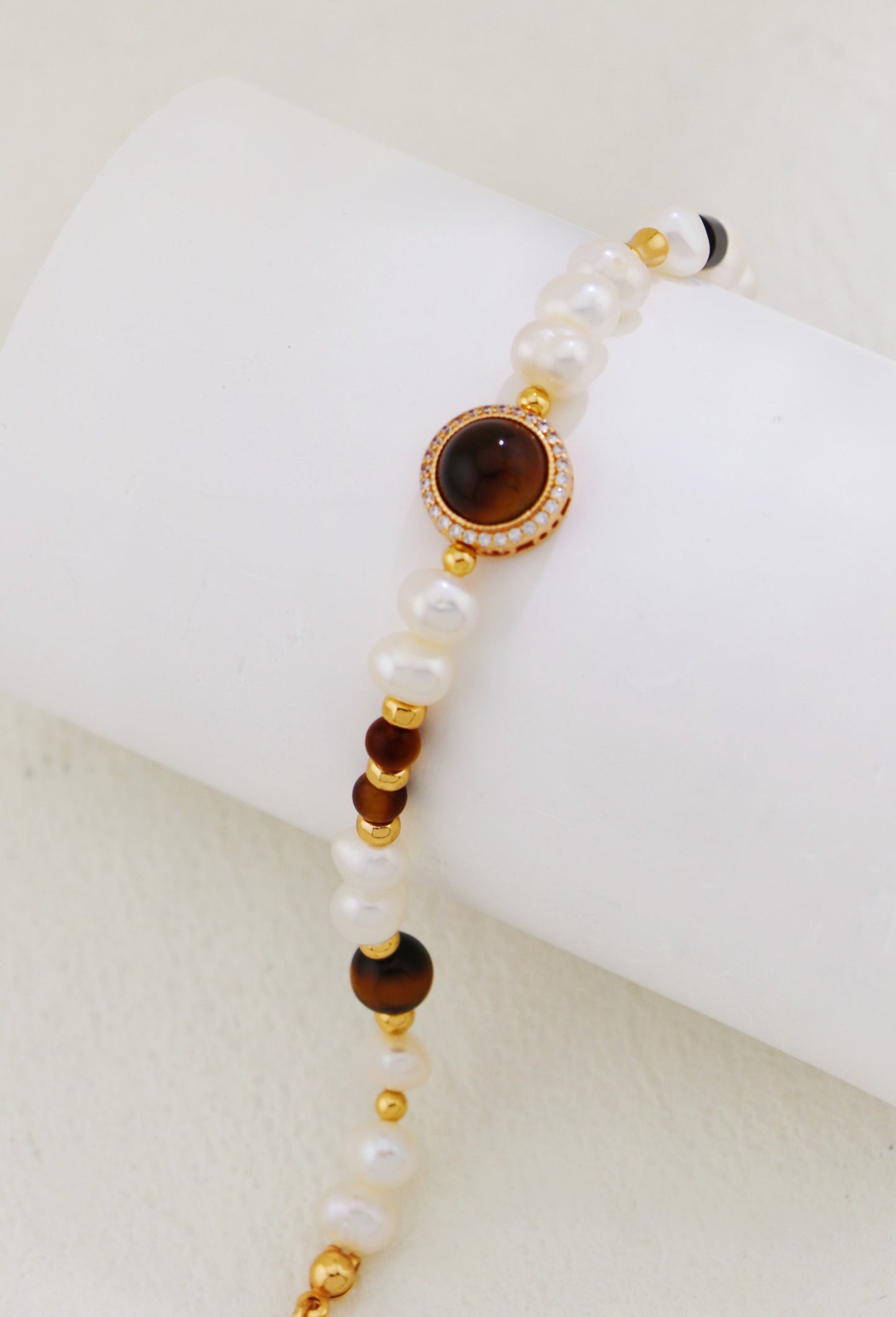 Vintage Gold Tiger Eye & Pearl Charm Bracelet