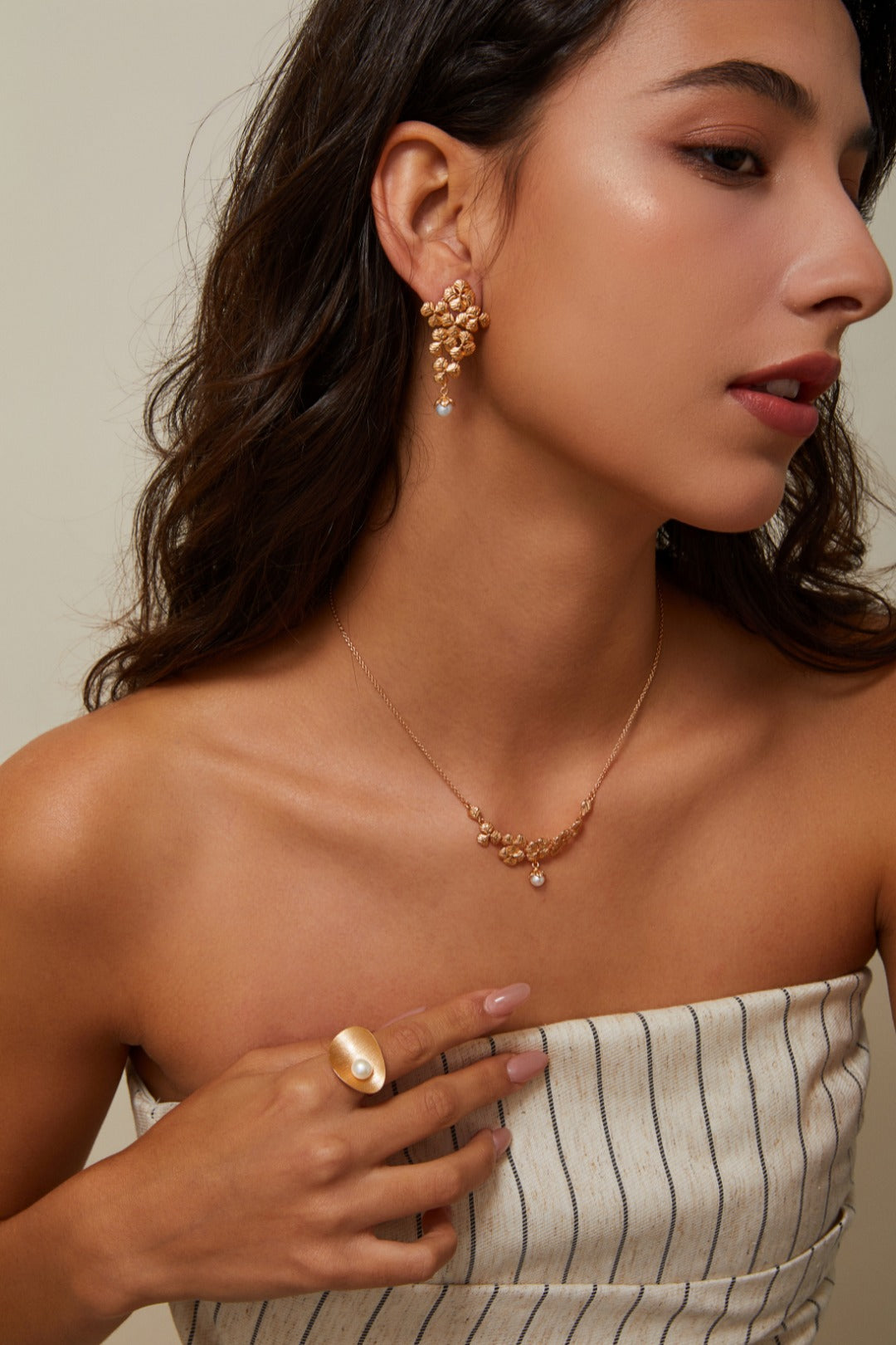 Prosper Bloom Floral Pearl Necklace